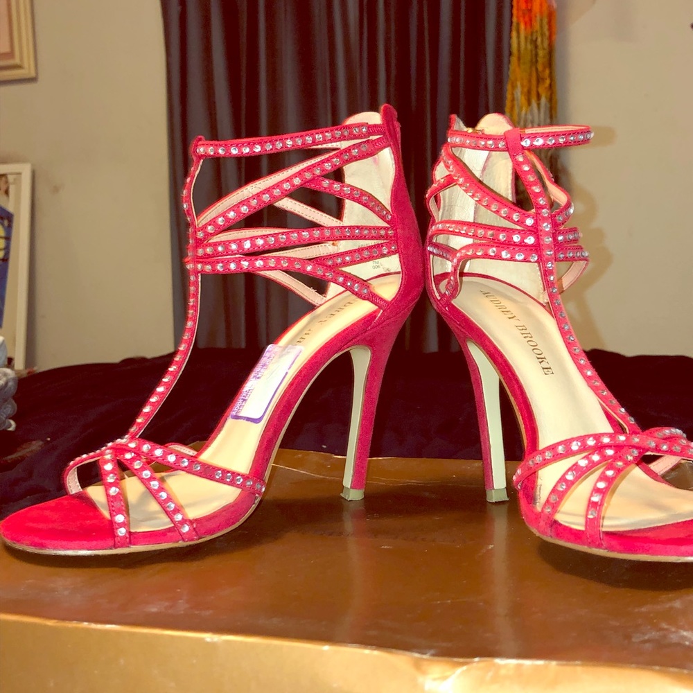 Sexy and Elegant Red-Strapped Heels